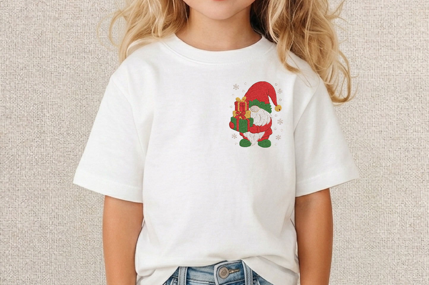 Christmas Gnome Embroidery Design – Cute Holiday Gnome Machine Embroidery Pattern, Festive Christmas Embroidery Design