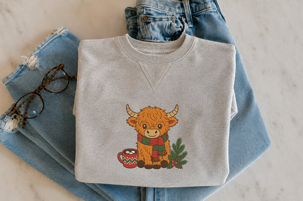 Christmas Highland Cow Embroidery Design