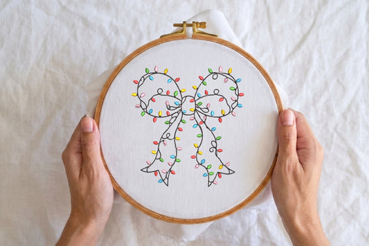 Christmas Light Bow Embroidery Design – Cute Holiday Lights & Bow Machine Embroidery Pattern, Festive Christmas Embroidery Design