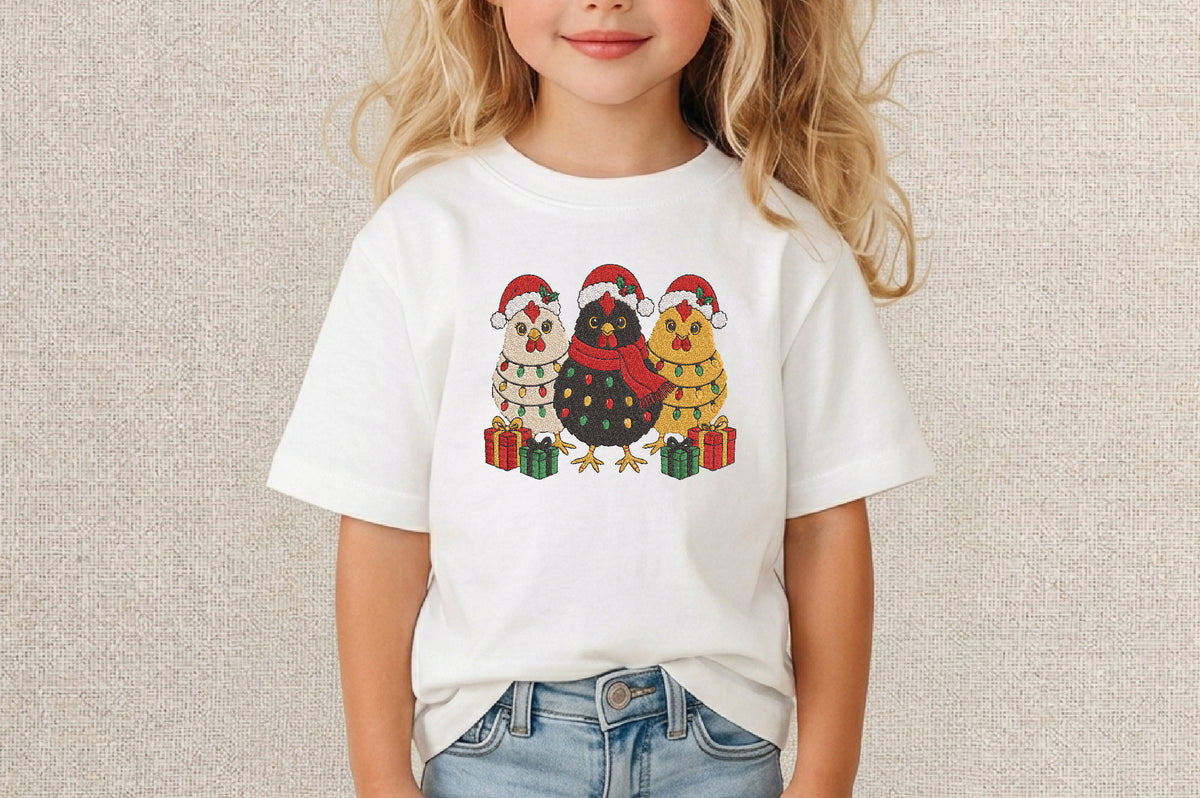 Christmas Light Chicken Embroidery Design – Cute Chicken with Christmas Lights Machine Embroidery Pattern, Festive Farmhouse Holiday Embroidery Design