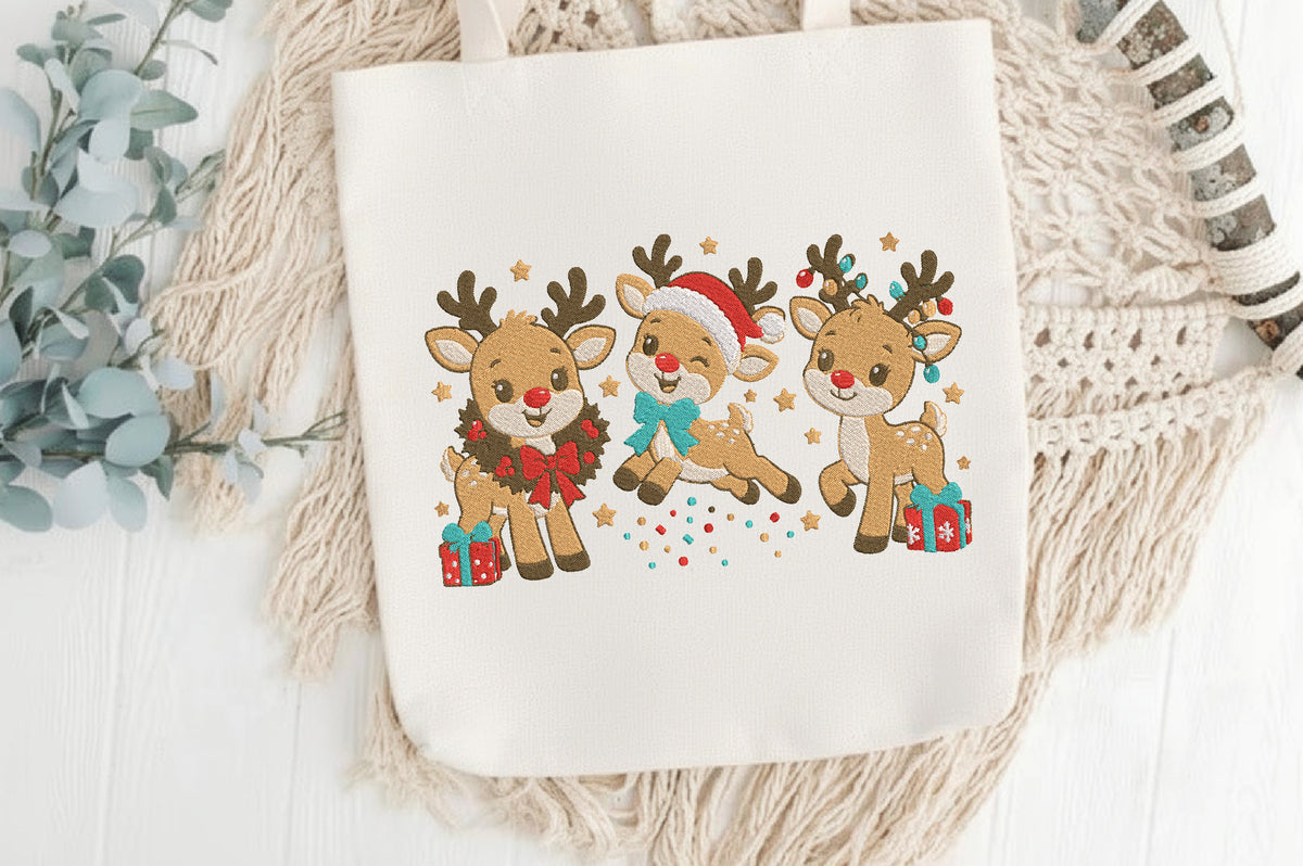 Christmas Reindeer Embroidery Design – Cute Reindeer Machine Embroidery Pattern, Festive Christmas & Winter Embroidery Design
