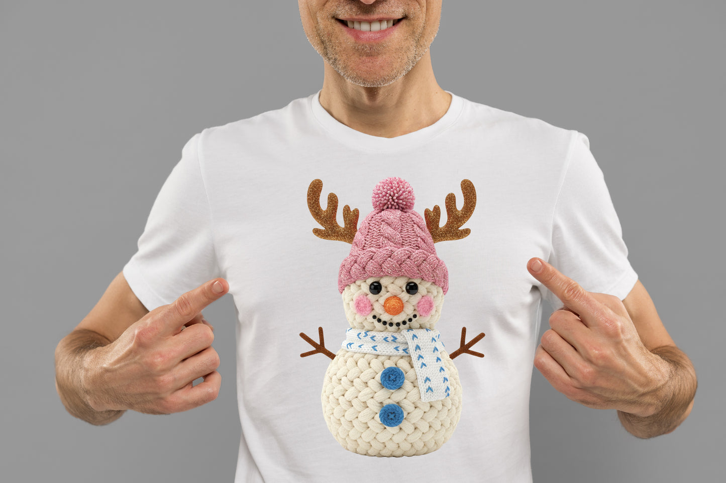 Crochet Faux Yarn Reindeer Snowman PNG