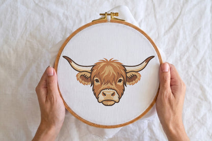 Cute Highland Cow Embroidery Design – Adorable Highland Cow Machine Embroidery Pattern, Farmhouse Animal Embroidery Design