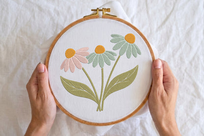 Daisies Embroidery Design – Beautiful Daisy Flower Machine Embroidery Pattern, Elegant Floral Embroidery Design