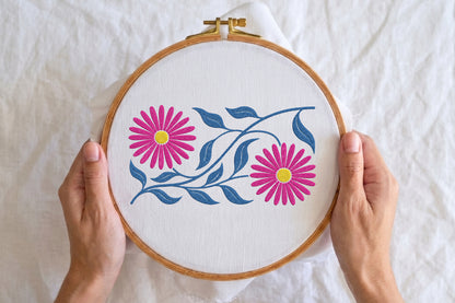 Daisy Flowers Embroidery Design – Beautiful Daisy Floral Machine Embroidery Pattern, Elegant Flower Embroidery Design