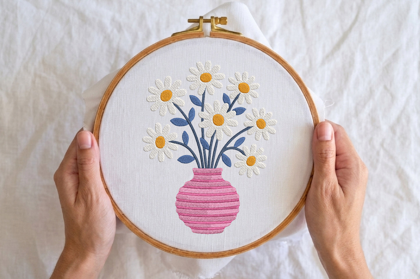Bouquet of White Daisies Embroidery Design – Beautiful Daisy Flower Machine Embroidery Pattern, Elegant Floral Bouquet Embroidery Design