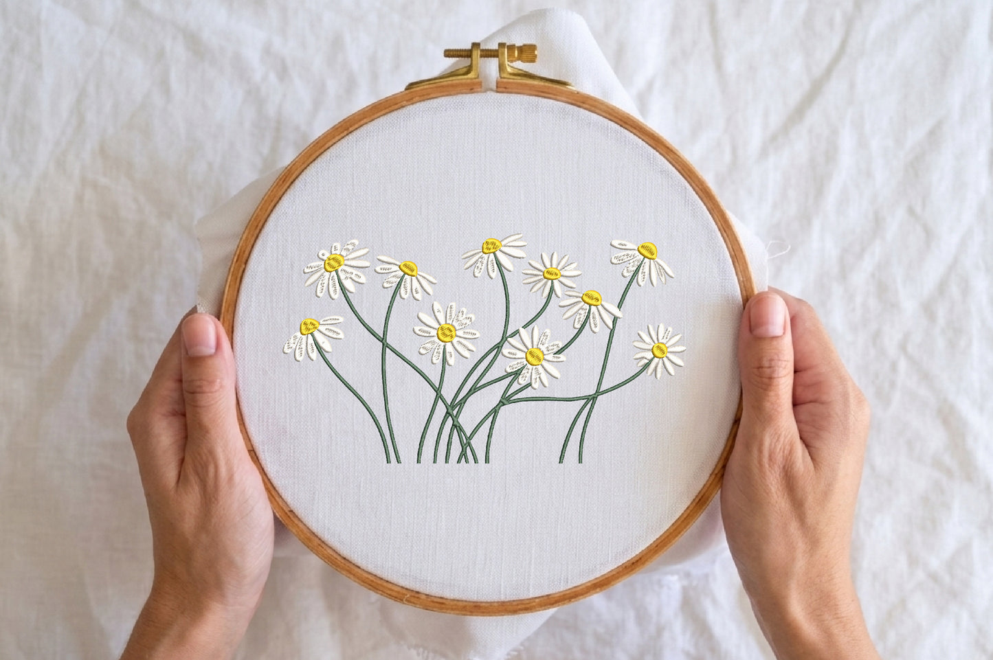 White Daisies Embroidery Design – Beautiful White Daisy Floral Machine Embroidery Pattern, Elegant Flower Embroidery Design