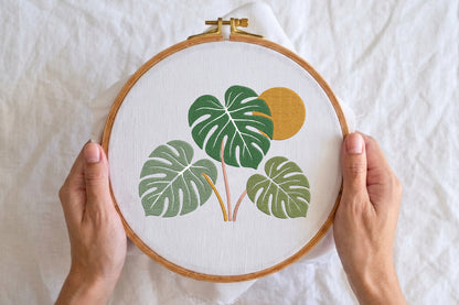 Leaves Embroidery Design – Beautiful Leaf Machine Embroidery Pattern, Elegant Botanical Embroidery Design