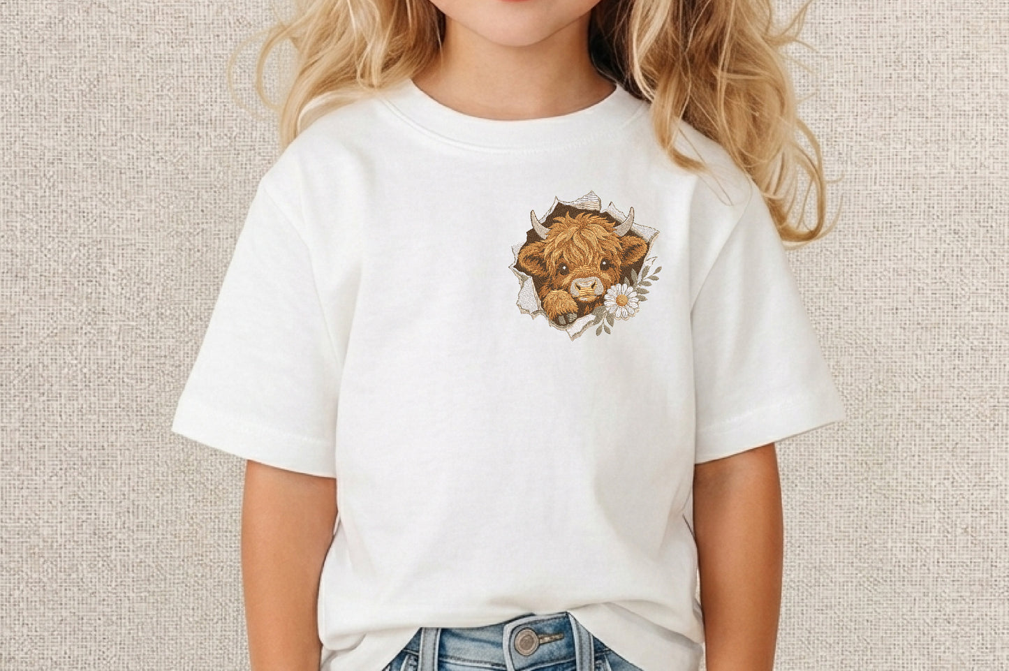 Highland Cow Embroidery Design – Cute Highland Cow Machine Embroidery Pattern, Rustic Farmhouse Animal Embroidery Design